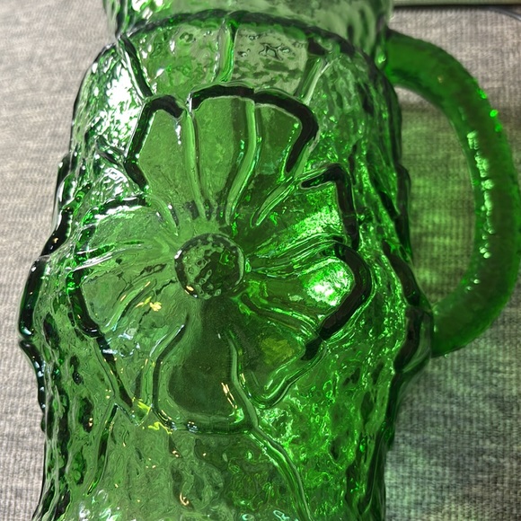 Vintage Green Rainflower Pitcher Anchor Hocking EUC - Picture 7 of 8